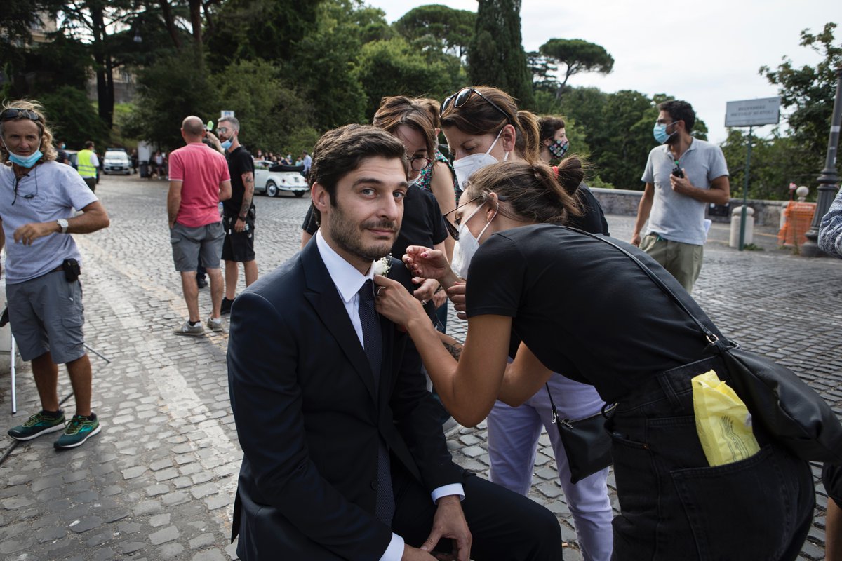 "La vita è imprevedibile, non possiamo sapere dove ci porterà, ma possiamo decidere con chi condividere la strada. Una cosa è certa, da oggi in poi il mio numero fortunato sarà il 18!" #LAllieva3 GRAZIE ❤️