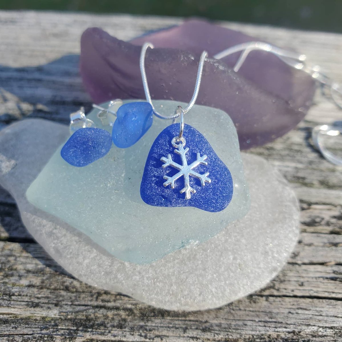 KaitsSeaGlass's tweet photo. ❄💙❄Winter Listings ❄💙❄https://t.co/Yxi3O1Dq7P Thank you all so much for the love and support💙💙 https://t.co/HYrZucLrwI