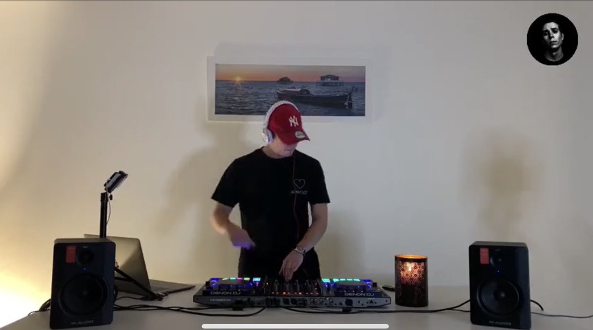 VLTNMP's tweet photo. https://t.co/4heWnc1Zza
Live set available ! Check it out ✔️
#music #dj #liveset #techno #deephouse #house #musicproduction https://t.co/LRwgDNkaJW