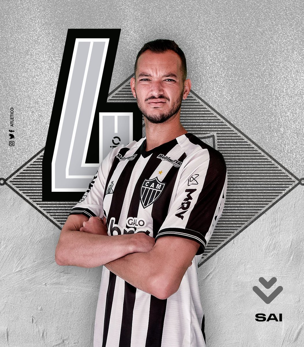 Atletico's tweet photo. 40' - Substituição no Atlético: Gabriel vem para o jogo no lugar de Réver. Vamos, #Galo! 

#CAMxFLA 🏴🏳 https://t.co/7kUsTOmOWm