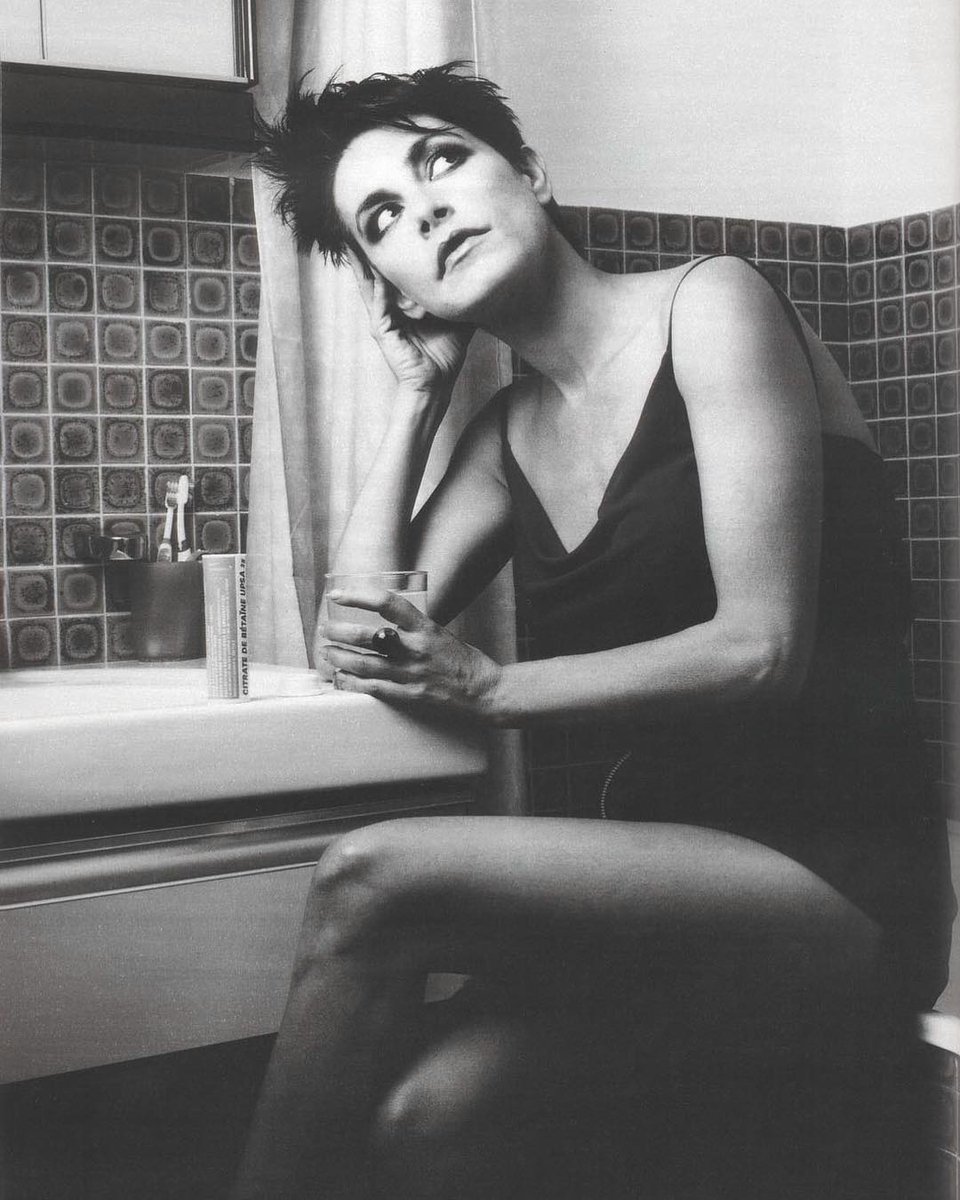 #lio #lio_la_vraie #blackandwhite
<a href="/lio_la_vraie/">Lio</a>