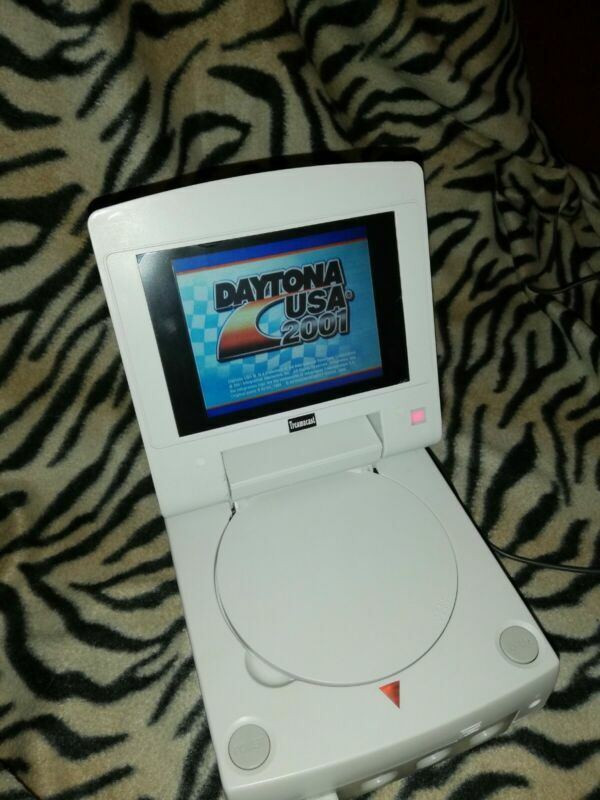 DCAuctions's tweet photo. Rare Treamcast Portable Console Complete In Case 🔥🔗https://t.co/ykVOXJJsKA #retrogaming #HotDC

White model. Auction from the UK. https://t.co/emBXo01tfG