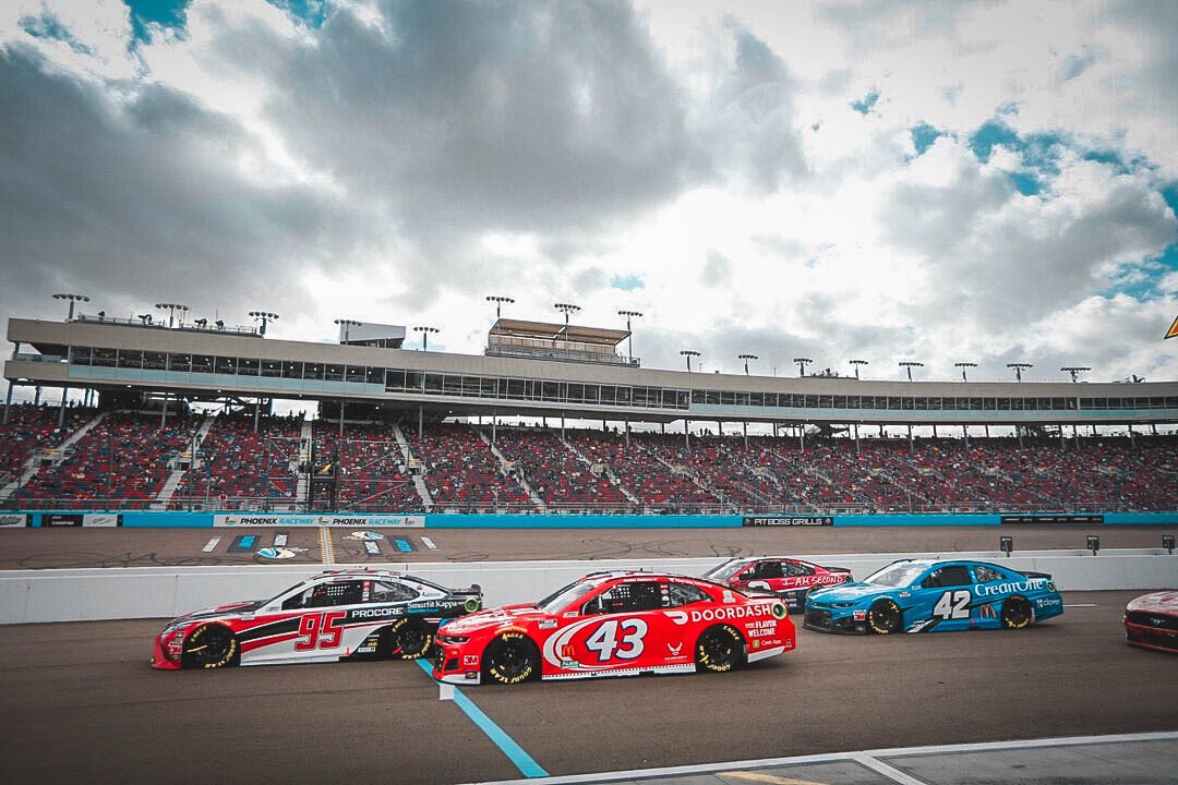 LeavineFamilyRacing tweet media