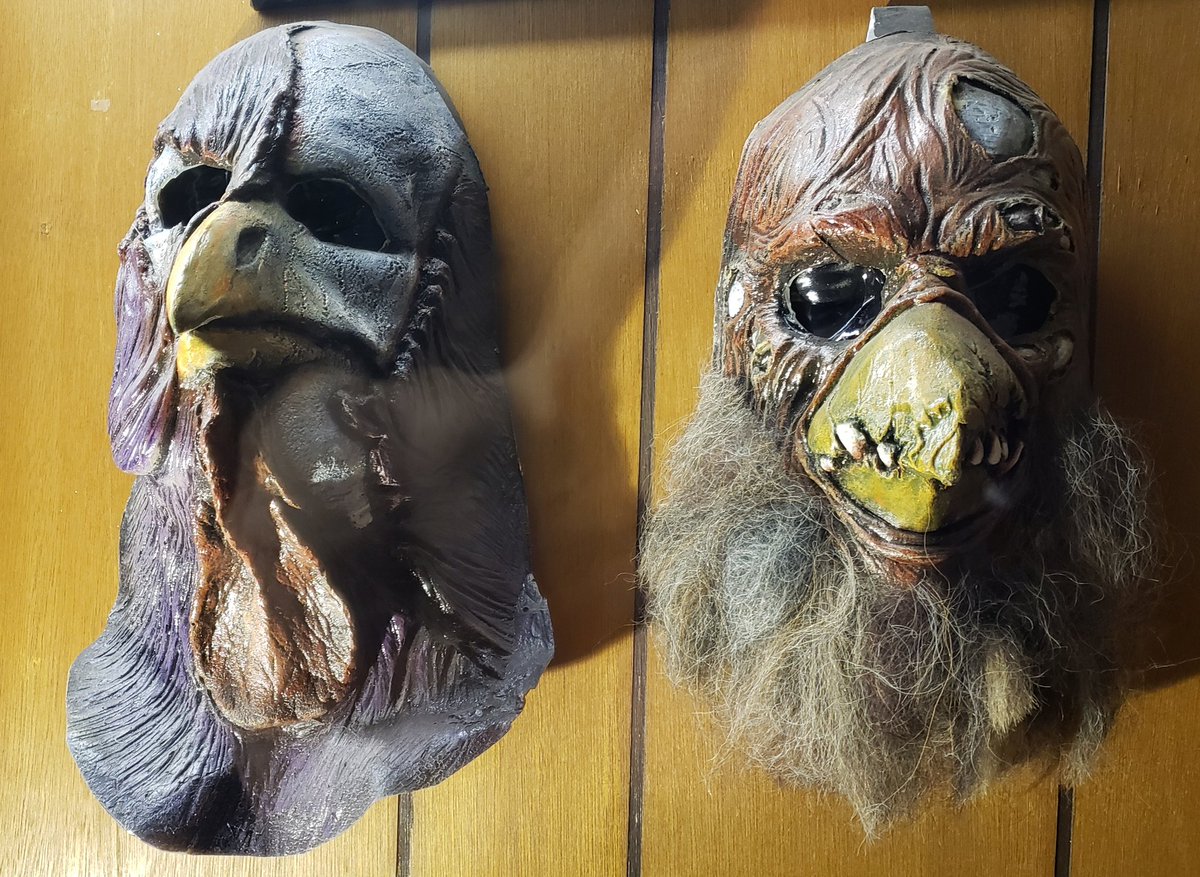 NerdOutWithMe's tweet photo. POULTRYGEIST!!
#TomDevlinsMonsterMuseum https://t.co/lh7gs1iRfY