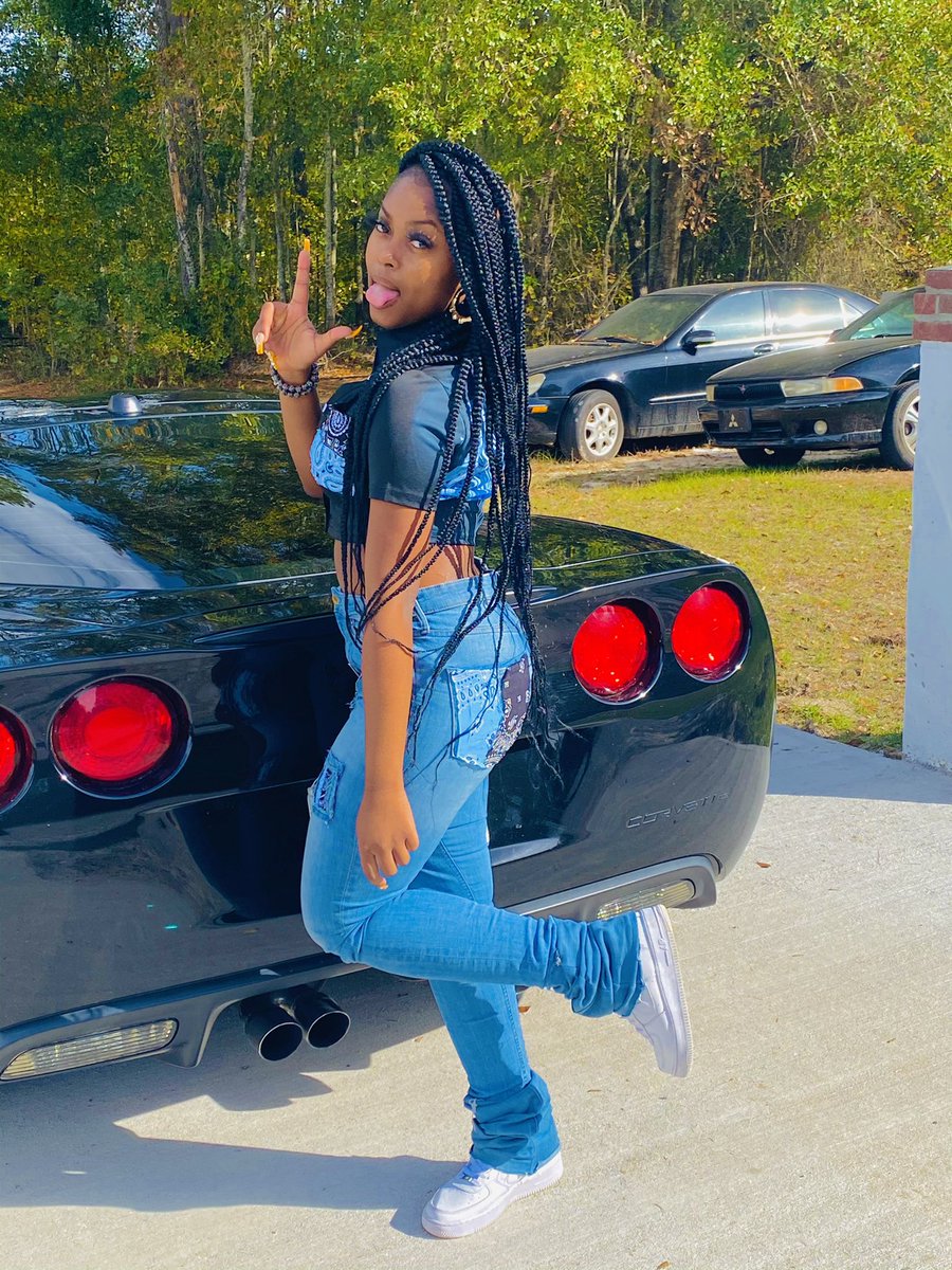 qveenkatt's tweet image. happy heavenly birthday sis 🤍🙏🏾. #LLKEEY i miss you 🥺.