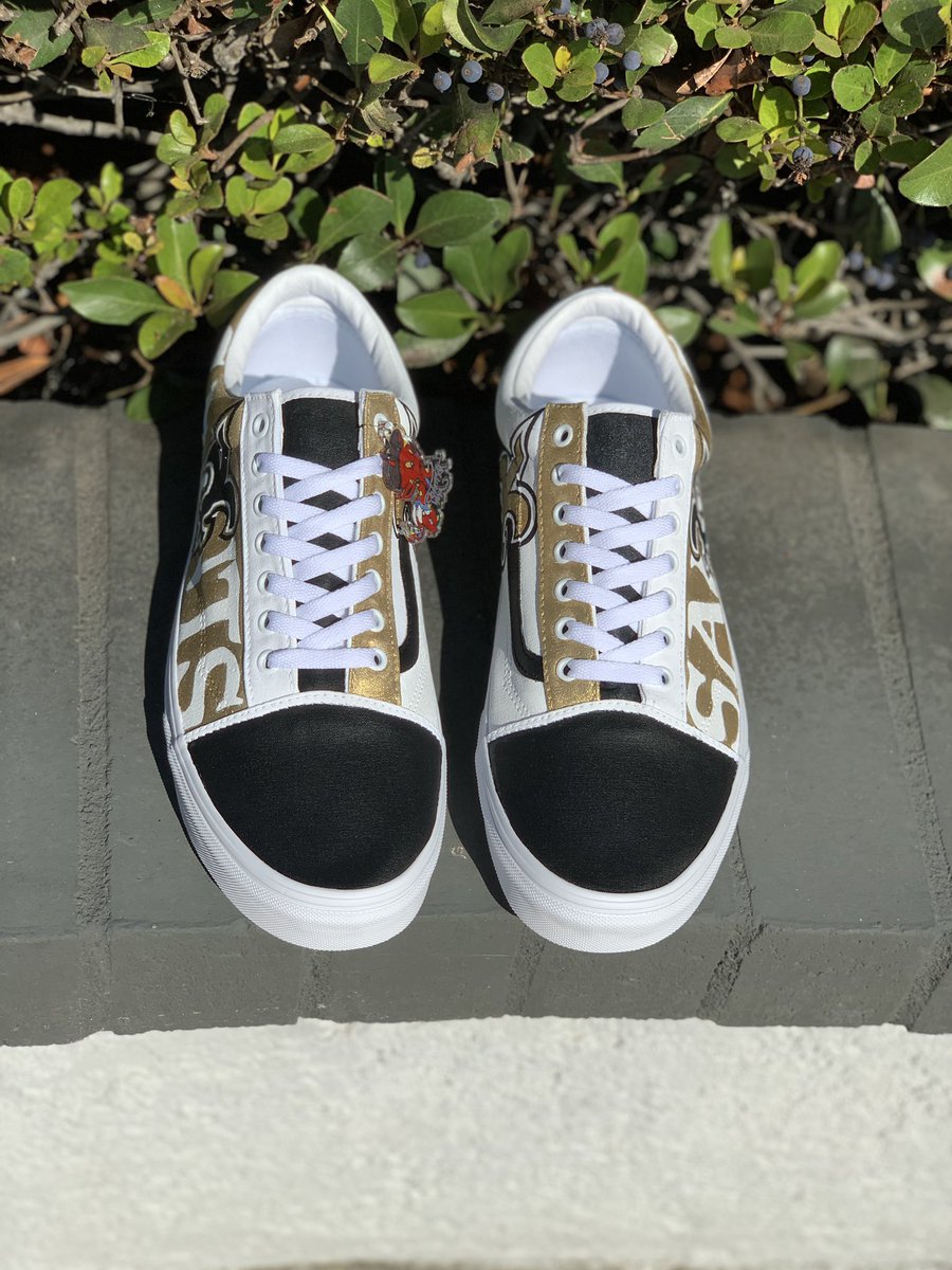 schmidtink's tweet photo. SAINTS  old skools 
Who's your favorite team? 

By Schmidt Ink https://t.co/AP41qpKyKj