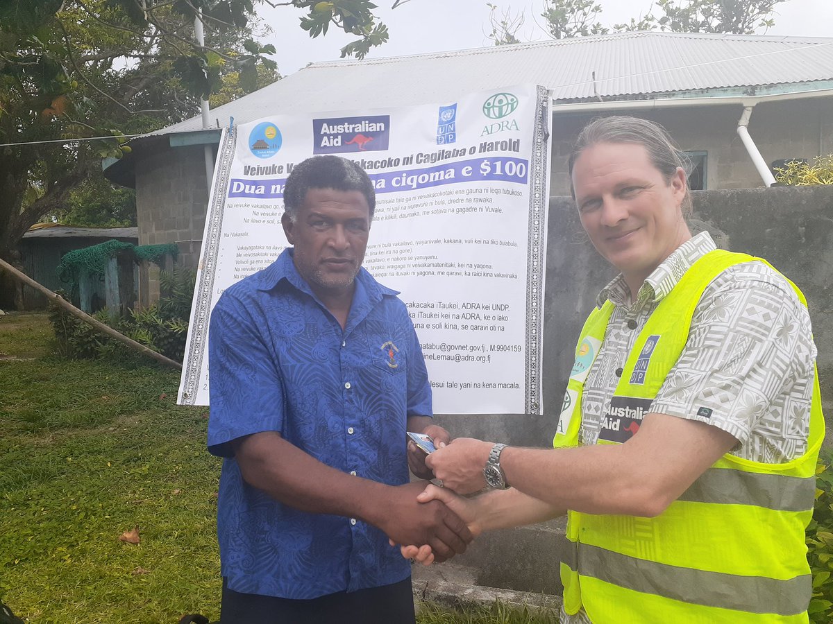 UNDP_Pacific's tweet photo. TCHarold recovery Cash Voucher Assistance in Southern Lau
🔸️12 Villages
🔸️3️⃣ 🏝 Matuku, Vatoa, Ono-i-Lau
🔸️Househols 3️⃣1️⃣4️⃣
🔸️Total popn 1️⃣1️⃣4️⃣1️⃣
🔸️Persons with a disability 2️⃣8️⃣
Completed during the @UN_Pasifika @FijianGovt joint mission. #RESPAC #DisasterResilience https://t.co/qHMcLcMp5E