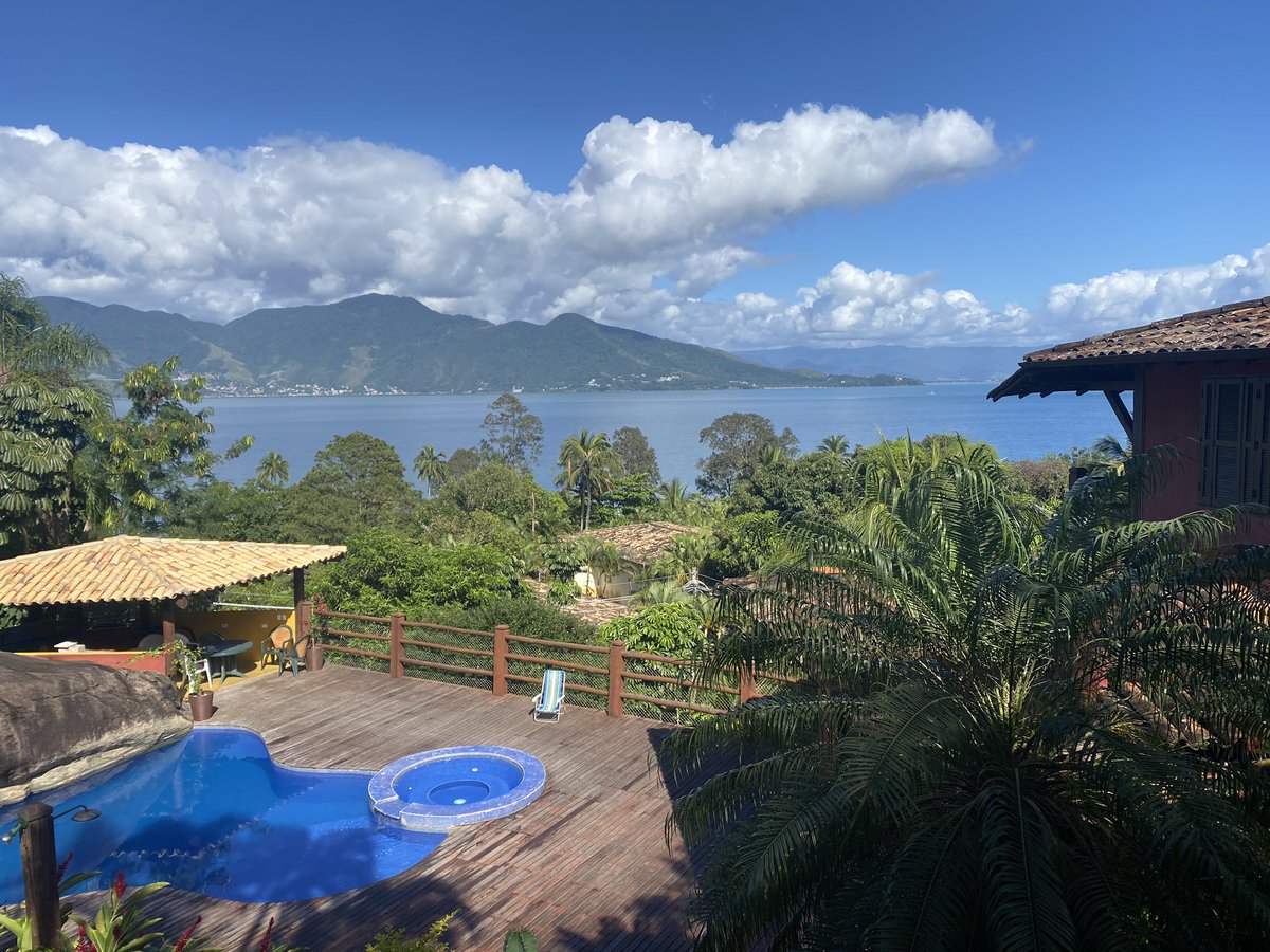 ClarkNielson's tweet photo. After 2 weeks of multiple health screens and asking everyone to quarantine, I surprised my closest inner circle with a trip to a private island where we could pretend things were normal just for a brief moment in time. #islabela #fozdoiquacu @scott_nielson @TJ_Nielson https://t.co/PoDeJiUKUE