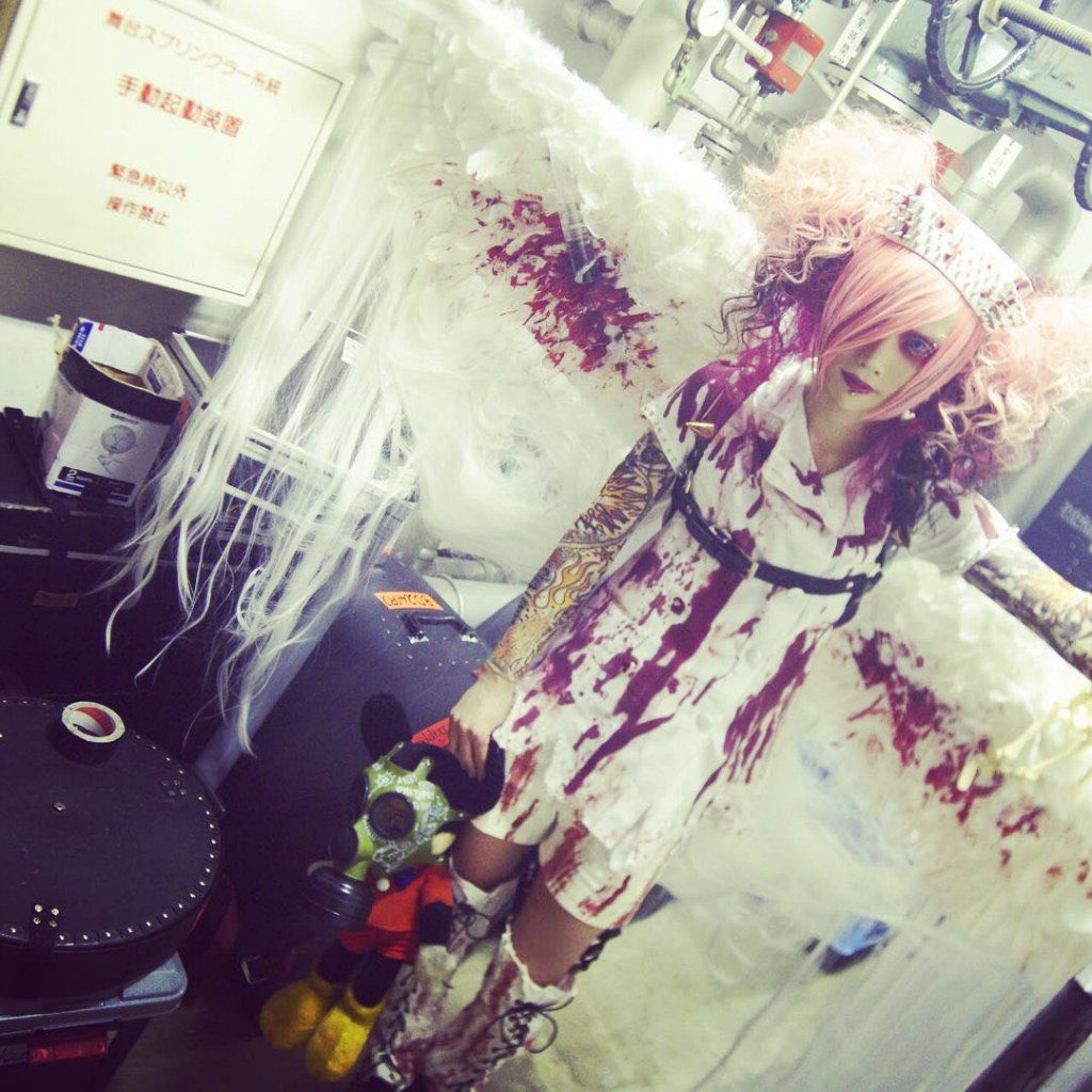 gallerykoichi's tweet photo. 【little HEARTS. 7th anniversary「MY little HEARTS. Special Edition Vol.7」】

2015/10/31 Zepp Tokyo

(1&amp;2)バックステージ [BACKSTAGE]
(3) チェキ [CHEKI] ＃KOICHI ＃恋一

OPENING: SECRET NO. 3
CLOSE: 【worms】＃MEJIBRAY https://t.co/AKOvE0OTfD