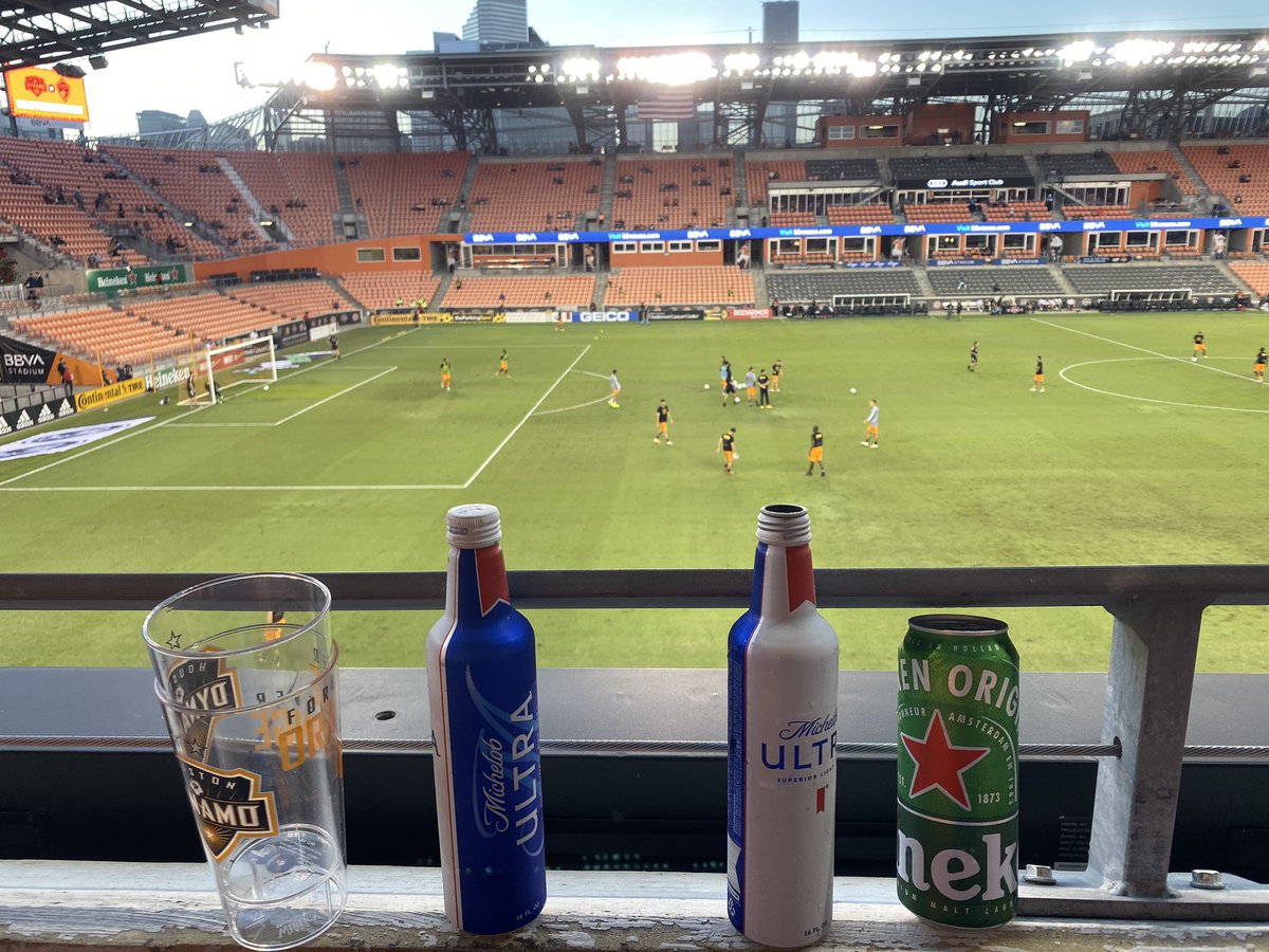 dynamoerick's tweet image. Last game of the season 🙁 @tx713girl @HoustonDynamo 
#ForeverOrange