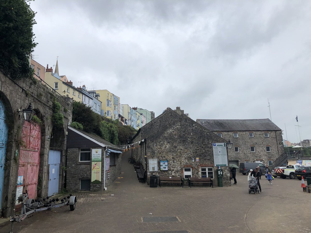 anothergraeme's tweet photo. #LA177 #tenby #harbour @TenbySCC @Tenbysailing https://t.co/XHak2649h0