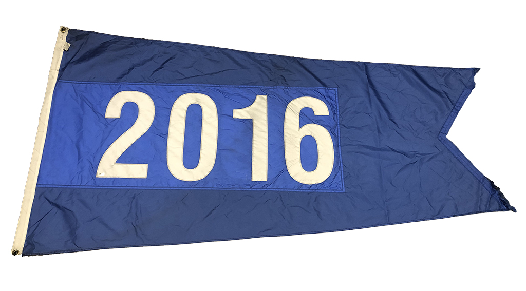 CubsAuthentics's tweet photo. We feel like these three flags fit together nicely for some reason? #Champs
#FlagsofWrigleyFieldAuction #WrigleyFieldCollection #CubsCharities https://t.co/hnxxrpjKO3