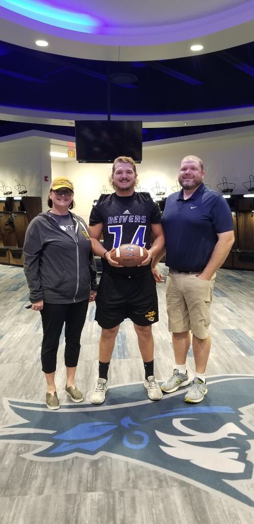 NileSchuett's tweet photo. Had a great time today at Iowa Western. Thank you @CoachK_IWCC and @CoachStrohmeier for having me out!
@ReiverFootball https://t.co/ArJeKwcnTY