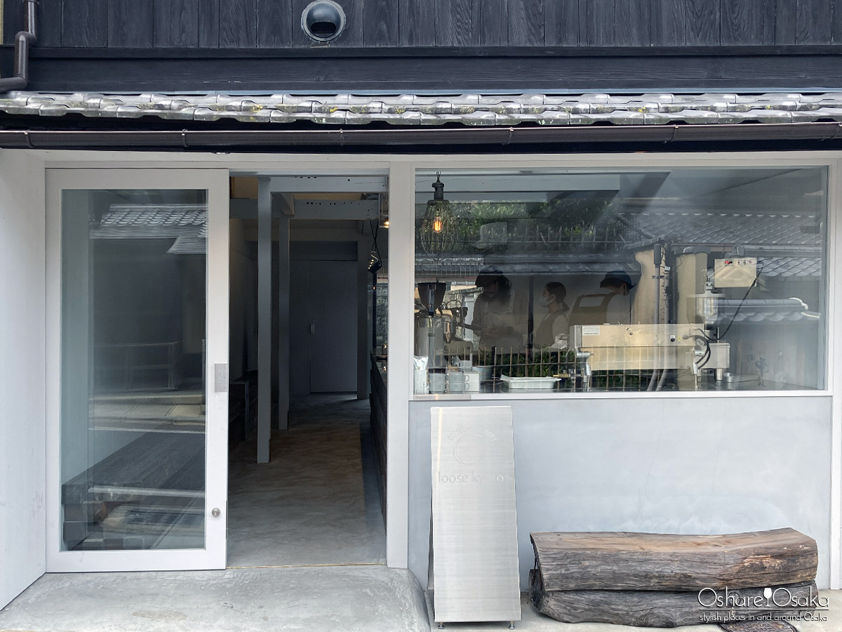 Papigiulio's tweet photo. Had a fantastic houjicha latte and freshy baked donuts at this stylish cafe in Higashiyama near Kiyomizudera called Loose Kyoto. Heavily recommend. https://t.co/c7xOUXhE03 https://t.co/WA5agaqPzb