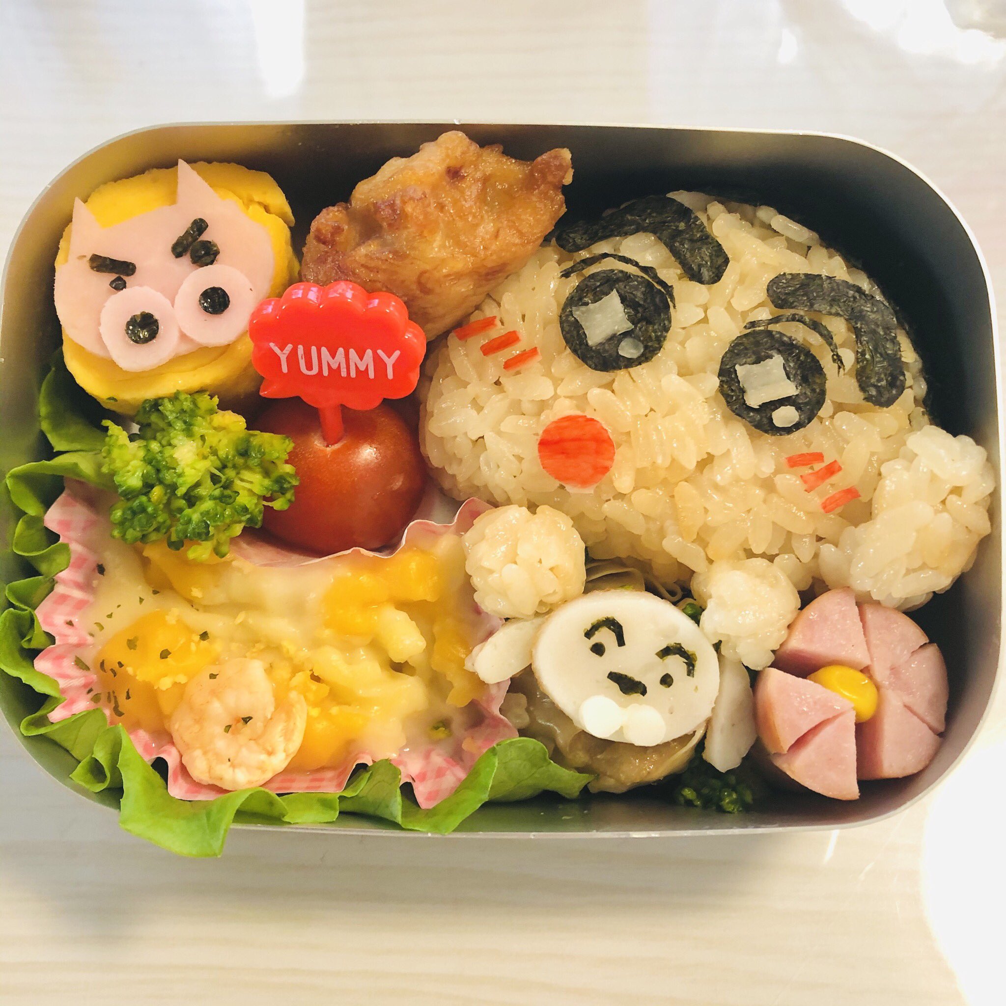 名無しラジオ だいぶ前のだけど クレヨンしんちゃん弁当 さて 今日も1日頑張りましょー おっはよーございまぁーすッ キャラ弁 デコ弁 お弁当 クレヨンしんちゃん弁当 クレヨンしんちゃん T Co 2jt8k1o7rp Twitter