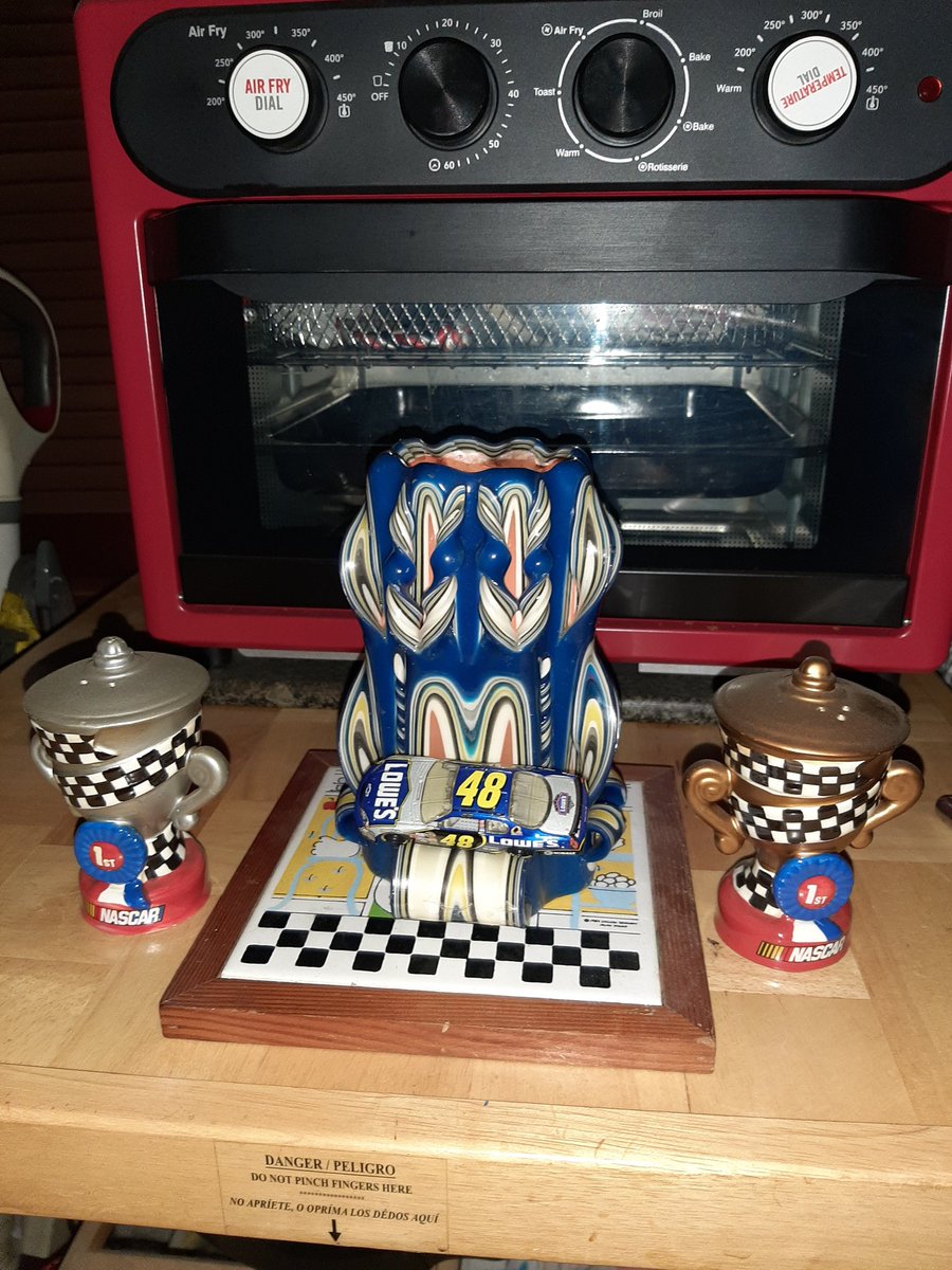 jjgrlfrnd48's tweet image. Twilight... #OneFinalTime