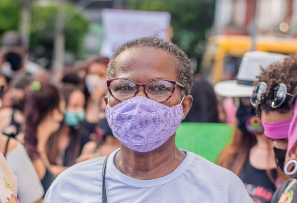 Guerreiras50505's tweet photo. Dona Mira no ato #justicapormariferrer, em Salvador. 

📸 De @MarcosMusse https://t.co/411c221ZOy