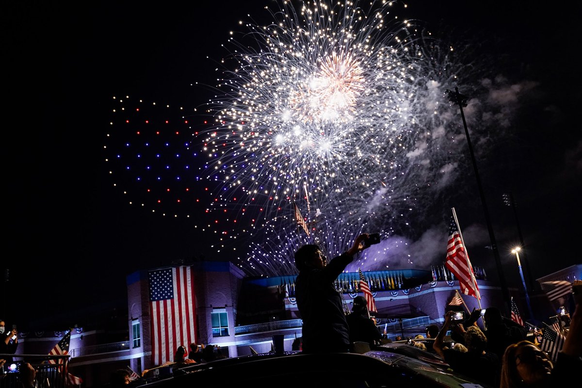 Ten weeks ago I wrote this long thread about the drive-in convention eventLast night's victory speech with  @JoeBiden &  @KamalaHarris was in the same spot - and I think it was simply the best live event in Dem politics in years - and 2nd place isn't close. Here's why:  https://twitter.com/dougblandry/status/1297260786512003073