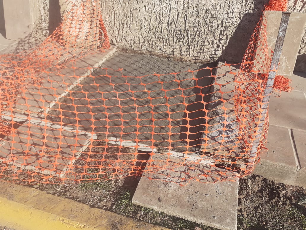 SEGUIMOS SUMANDO OBRAS Y MEJORAS EN LOS PREDIOS

📌DEPARTAMENTO DE PROFES: se acondicionó habitación amplia con baño privado.

📌TAPIALES: Se repararon el tapial del patio y las veredas sobre Pje. Alfonso.

📌EMPALIZADAS ES CANCHA VIEJA: a forestación y se colocaron empalizada.