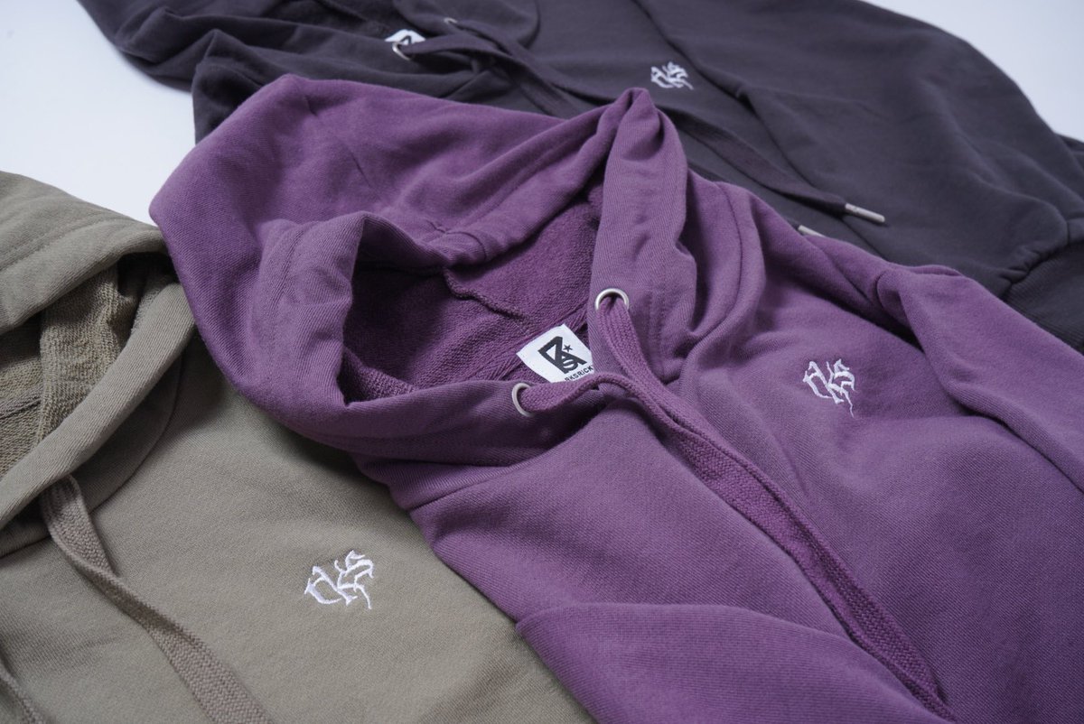 Rks Ricky 本日12 00より販売開始 新作商品 Rksパーカーワンピース スリットも入っており動きやすく これからの季節はレギンスと合わせて頂いても温かく可愛いです よろしくお願い致します Rks Rksricky リクスリッキー T Co Ve0er4i4h5