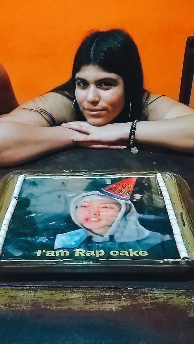 AylenJulieta5's tweet photo. Mi mejor creación
#BTS #NAMJOON #T1xRUNBTS #BTS_BE #Bias #RM #Bangtang #raapMonter #Rapcake #loveyourself #otakuforeva #kpopers #BTSARMY #BTS_SAVEME #BTSNocheArgentina3 https://t.co/W7xMShbRrq