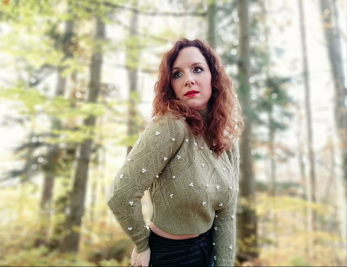 Guten Morgen ☺️Heute ist der kalte November deutlich spürbar. Das warme Bett zu verlassen war eine echte Überwindung.🙈 Und wie ist es euch heute ergangen? Seid ihr Frühaufsteher oder Morgenmuffel?😁

#gutenmorgenwelt #gutenmorgen #goodmorningeveryone #november #novembermorgen