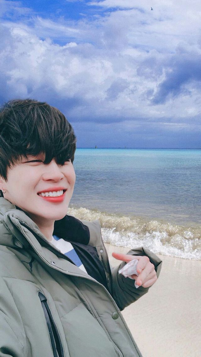 oh, to be jimin's travel buddy :((