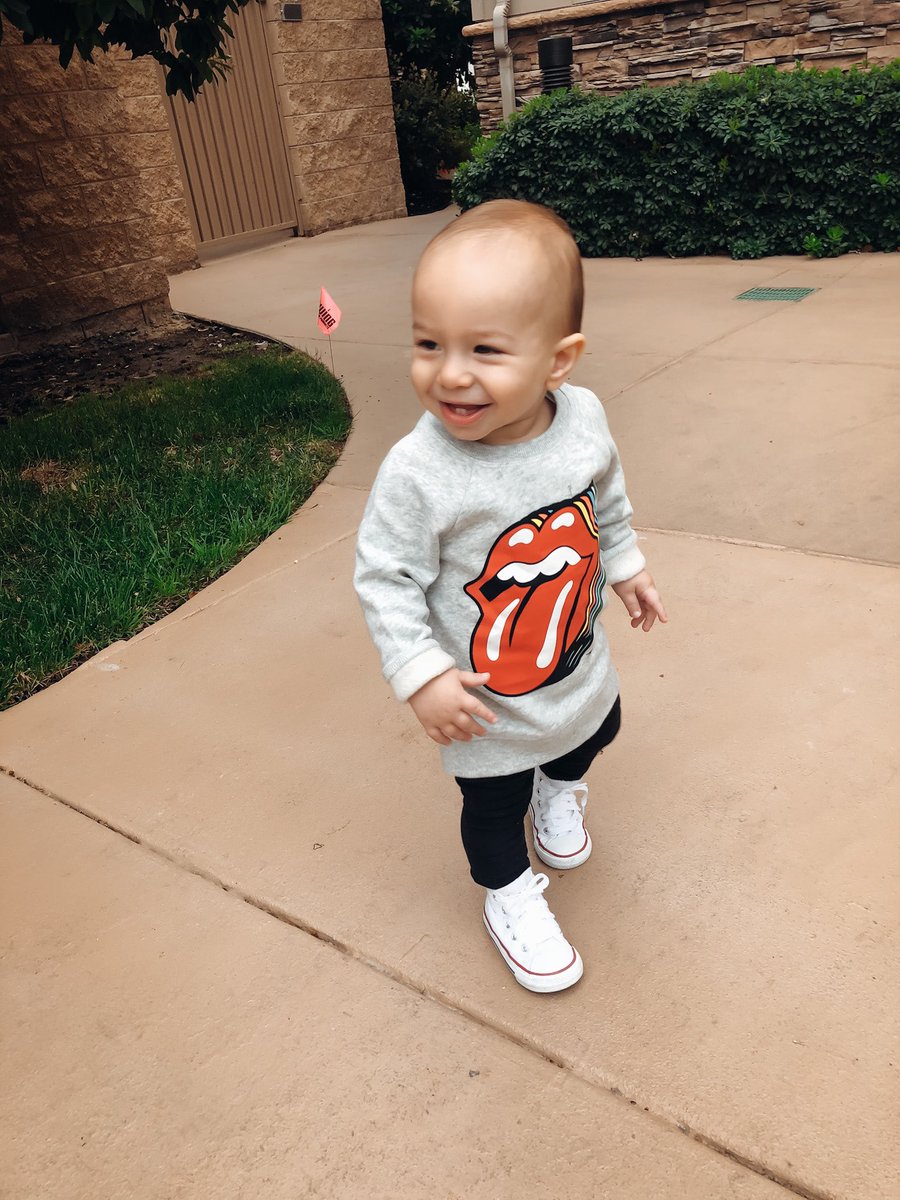 laurenn_maee's tweet photo. Can’t believe  I haven’t posted my big boy in here since July.. Well, here’s my one year old now, acting all grown 🥴🤩😍❤️ https://t.co/xhwGtI3EmL