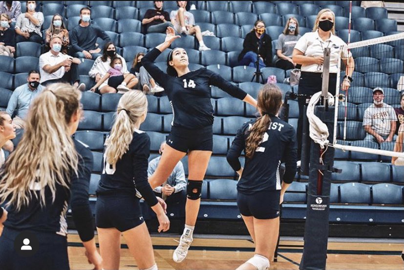 Senior Carli Bowen has been named to the GHSA 4A All State team and were voted Senior All Star! Congratulations! #GWE