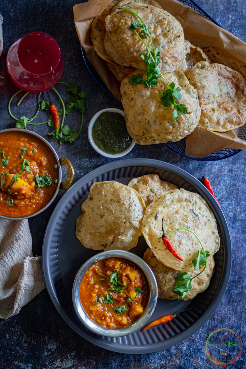 ThisThatMore tweet media