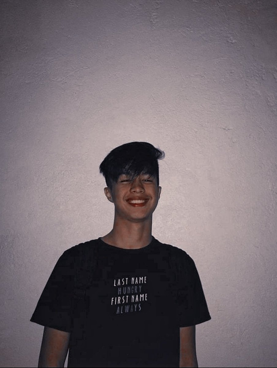 kenEnhypen's tweet photo. 𝙻𝚊𝚜𝚝~☃︎

#ENHYPENSelcaDay 
#ENSD @ENHYPEN_members https://t.co/jrrXnUTYuk