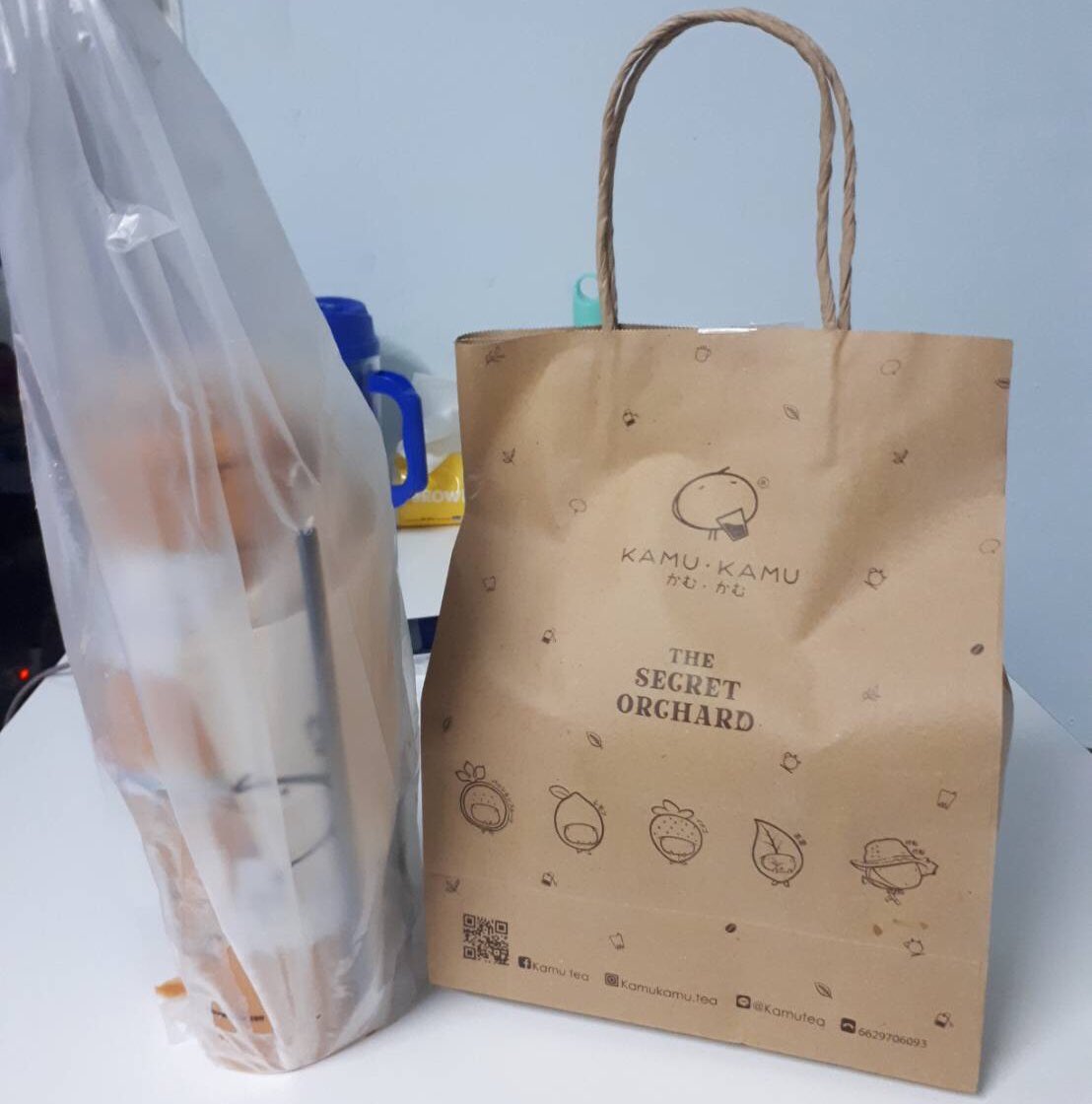 Babeppatt's tweet photo. สั่ง KAMU ผ่าน @gojekthailand มีโปร 1 แถม 1 เมนูไดโนไมโลแถมชาไทย/ชานม จ่าย 80฿ บวกค่าส่ง 3฿ อร่อย ชื่นใจสุดๆ ชีวิตต้องการน้ำตาล ความหวาน ความดัน 😋🤣
#เบบี้รีวิว #รีวิวของกิน #โปรดีบอกต่อ #อร่อยไปแดก #EnjoyTheFlow #GojekThailand https://t.co/OrJ9ZQb1oB