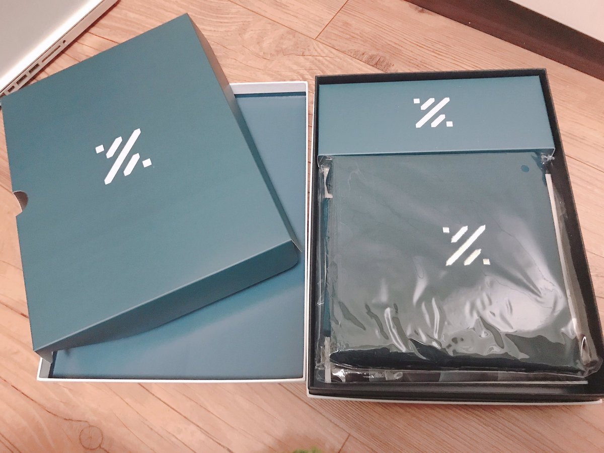maingoods's tweet photo. 뉴이스트 공식 팬클럽 러브 3기 키트 양도 
택포 1.5
카드 제외 모든 구성품 미사용

#뉴이스트 #NUEST https://t.co/MRSvYPDj8e