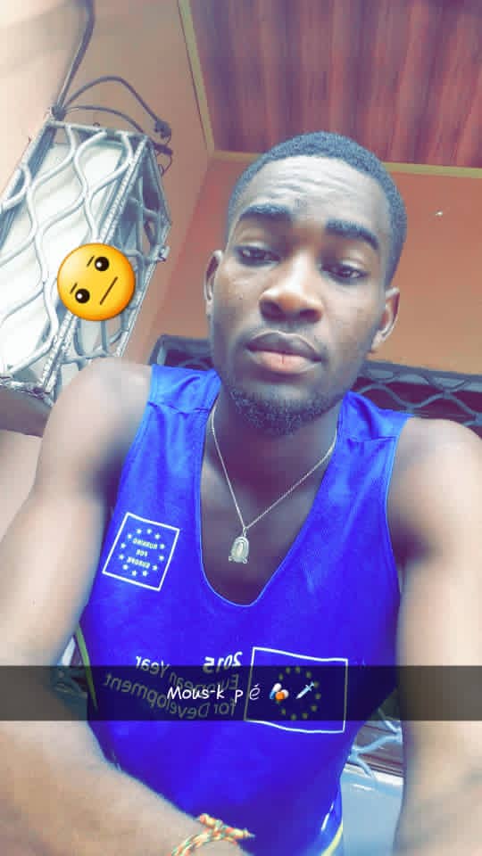 mous_pe's tweet photo. I'm new plse follw me.. https://t.co/MKAjPTPwV5