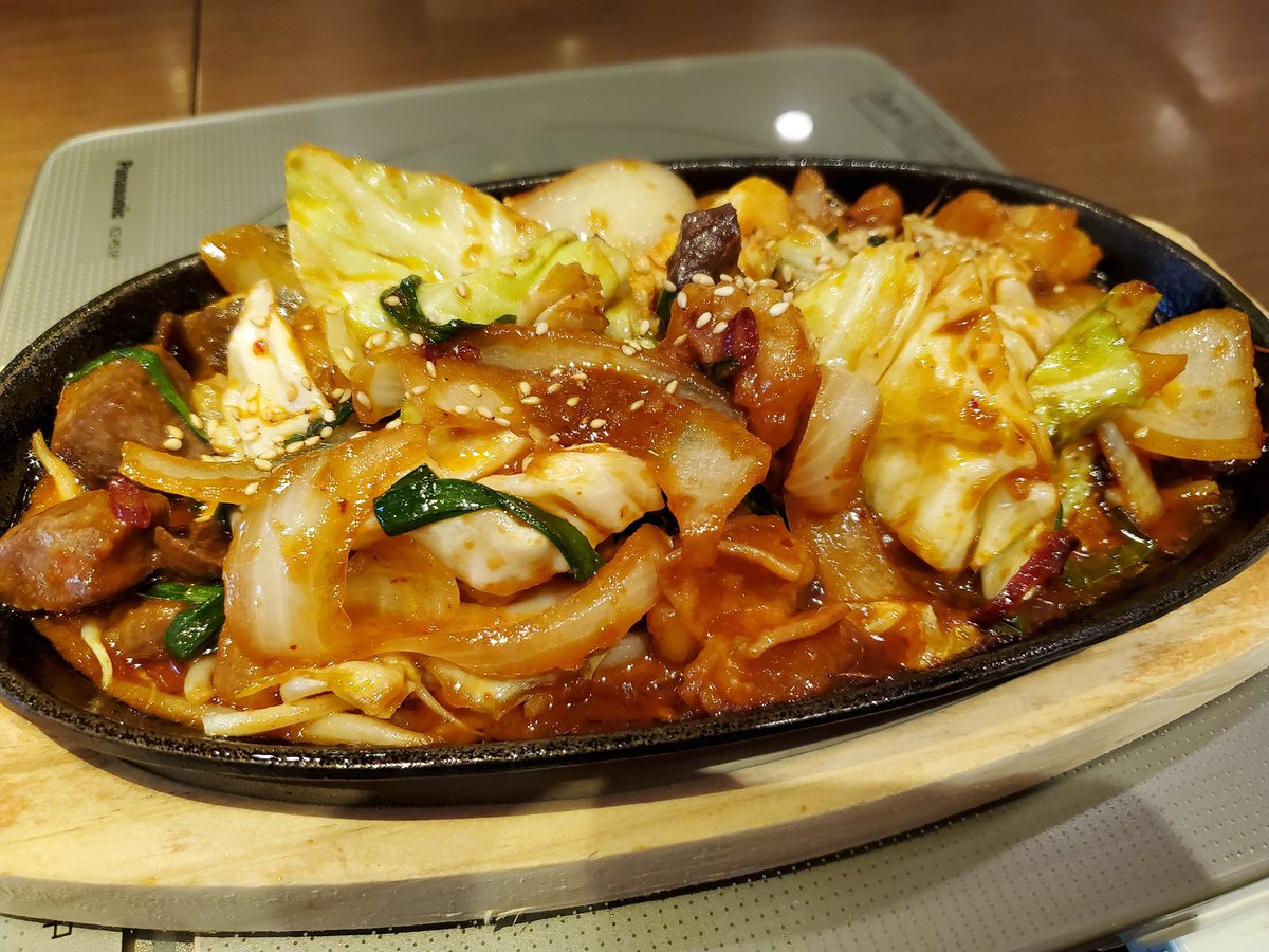 松本 剛 所用を終わらせて久々に一人で博多駅ランチ もつ鍋と悩んだけど 今回は もつ焼き定食 をチョイス ピリ辛でコク深い味噌にミックスホルモンと野菜が相性抜群でした 博多グルメ 博多駅 くうてん もつ鍋樂 もつ焼き 松本 剛 所用を終わらせて久々に一人で博多駅ランチ もつ鍋と悩んだけど 今回は もつ焼き定食 をチョイス ピリ辛でコク深い味噌にミックスホルモンと野菜が相性抜群でした 博多グルメ 博多駅 くうてん もつ鍋樂 もつ焼き