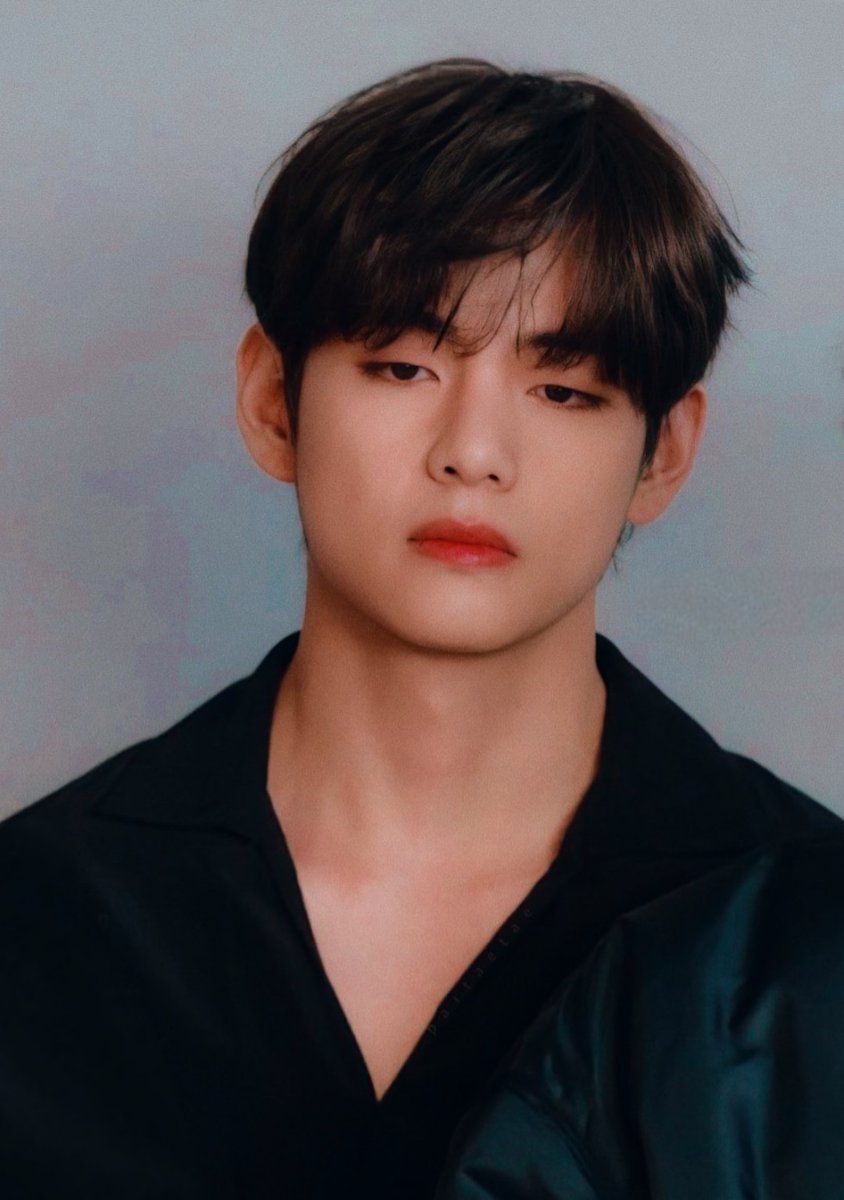 taebokkiii's tweet photo. Kim Taehyung 24, the most beautiful work of art https://t.co/p9HRrePzmg