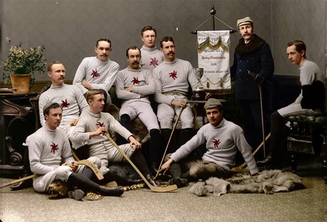 DonCranston's tweet photo. The day is always great when the next edition of the @FortYorkFriends’ Fife &amp; Drum Journal arrives. One of #Canada’s finest history journals. Subscribe here (it’s free): https://t.co/cPYtcgUdtp
@fyfoundation #Toronto #Ontario #CdnHistory https://t.co/TBImouOhV4
