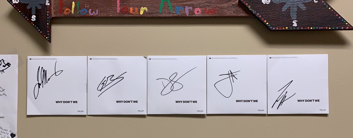ErinCamN's tweet photo. Finally got them all ❤️❤️ #WDWFALLIN #WHYDONTWE #FALLIN4WDW @whydontwemusic @JonahMarais @corbynbesson @SeaveyDaniel @jackaverymusic @ImZachHerron https://t.co/WBY7orjU4h