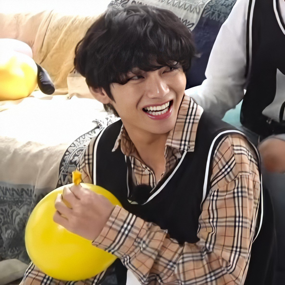 gleamintae's tweet photo. I GOT MY BALLOONS 🥺 https://t.co/Ug6tATW4T1