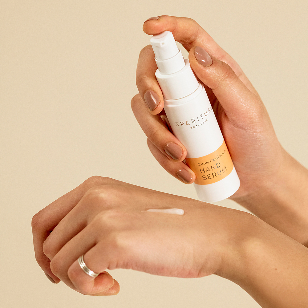 大丸札幌店 ハンドケアで癒しの時間を 3階 ネイルバー ではさわやかなシトラスの香りにつつまれる ハンドケア フットケア を11月限定で実施中です 詳しくはコチラ T Co Jkg2dan8e3 ネイルバー 大丸札幌 T Co 2mdulglodu