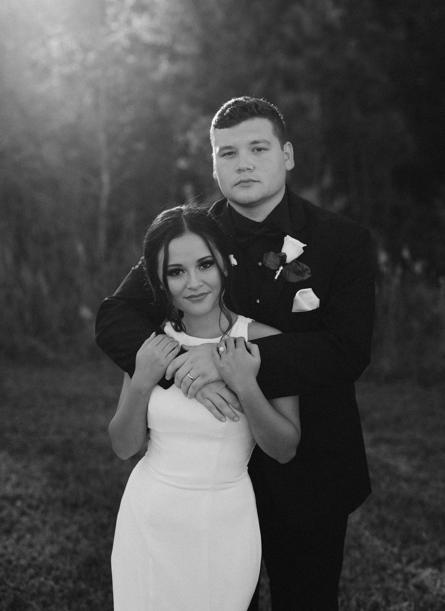 ashlattaylor's tweet photo. Damn. Married looks good on us. https://t.co/5AcxTwsjfv