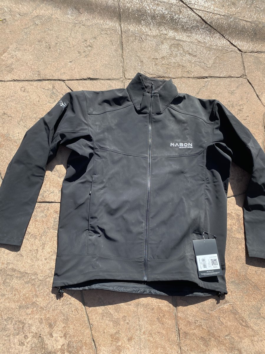 ShawnRyanTV's tweet photo. Hey @TimelessSPTV fans. I have three original crew jackets that I am going to auction off on Twitter starting tomorrow. Details to come, but auction will benefit the children of our Production Designer Arv Greywal who passed away unexpectedly...

https://t.co/WJod5mXvHC https://t.co/yxnyWpmCJy
