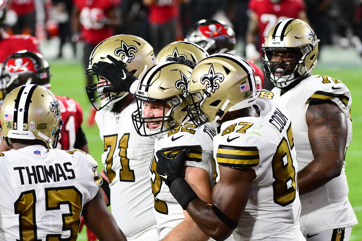 Saints's tweet photo. First NFL touchdown mood for Trautman 🎣👏 https://t.co/3FIReaZF38