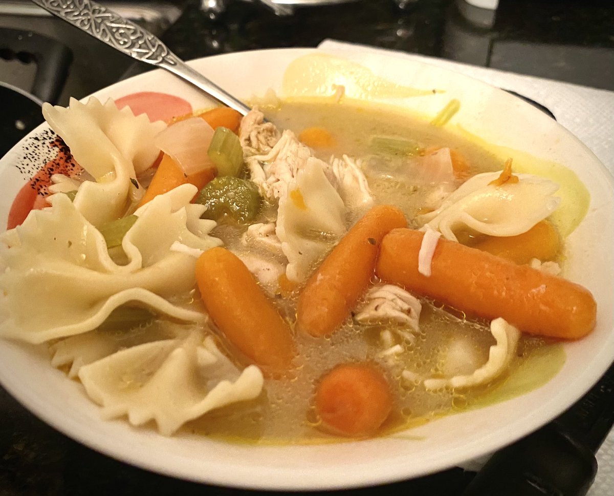 christinadeleon's tweet photo. @BelenNBCLA I’m loving this weather. Made chicken noodle soup for dinner! https://t.co/DDsJrTKvtN