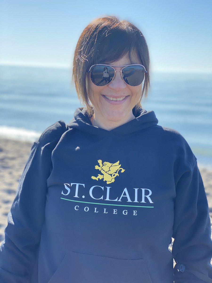 GailNow's tweet photo. Is this the new promo photo for a @StClairCollege billboard? 

Nice branding @RoseannDanese - and I see the photog included as well .. LOL https://t.co/BZMo6b8z2U