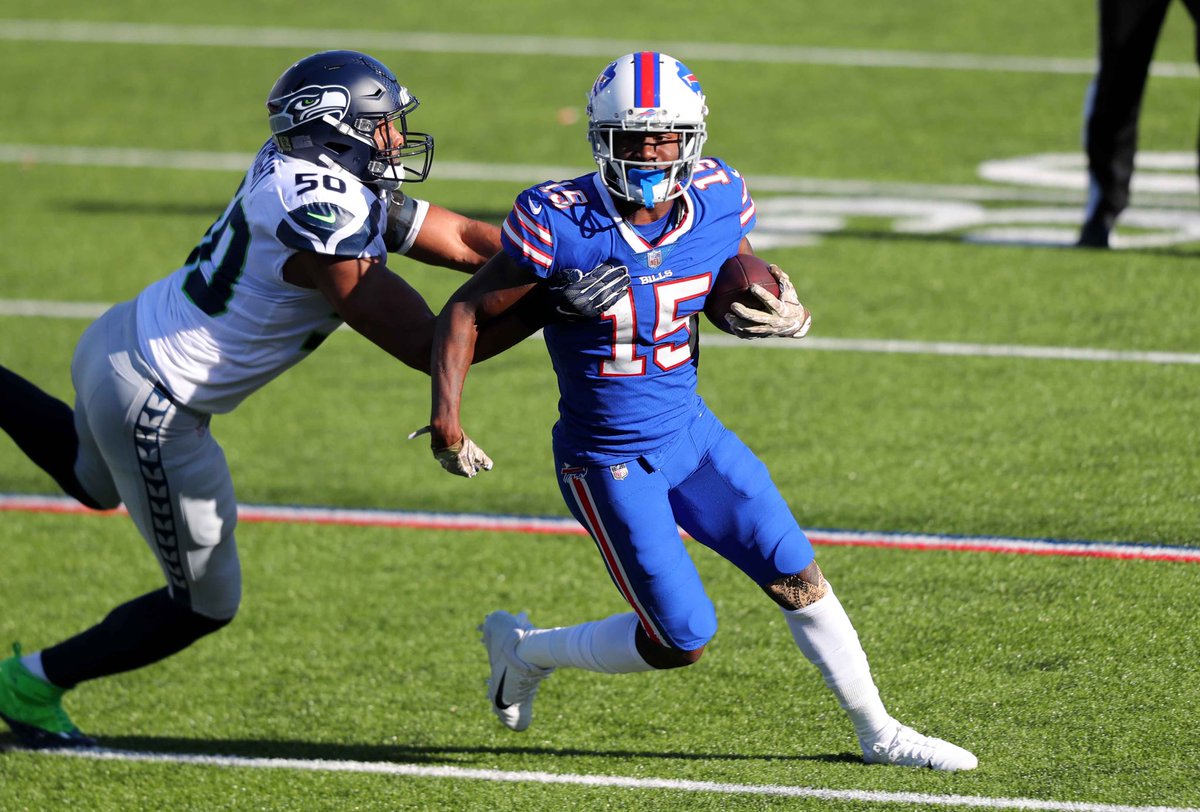 tludwigphoto's tweet photo. 7-2. First time since 1993.
⠀
#buffalobills #bills #buffalony #newerafield #billsmafia #nfl #sportsphotography #gettysport #gettyimages #getty @canonusa ⠀
⠀
📷 for @gettysport ⠀ https://t.co/LfUOsK5nZB
