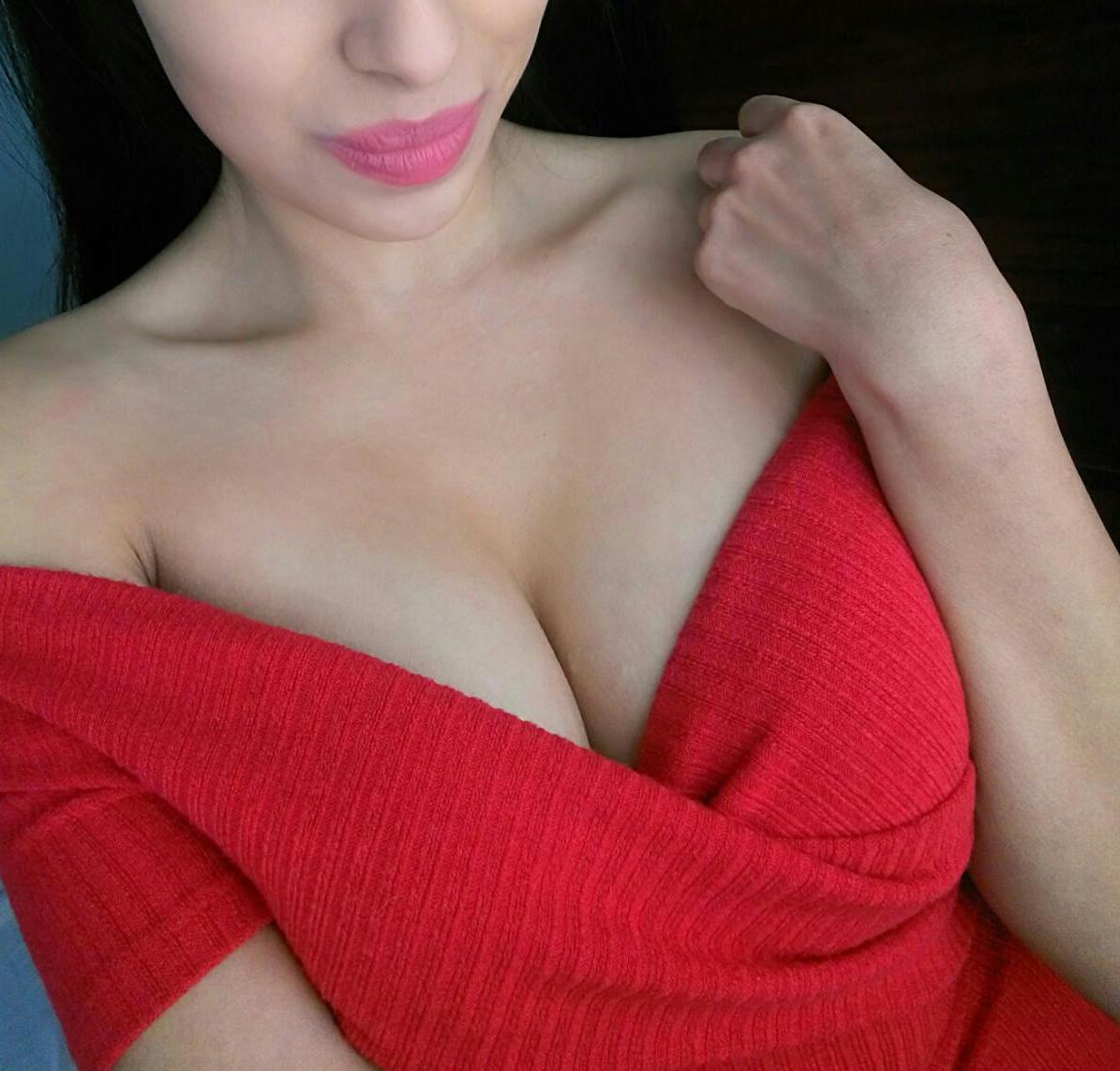 Saliendo a cenar invitada por un caballero que conoci en un lindo restaurante.... quieren conocerme  den RT compartan <a href="/candybebe7/">candybebe</a>