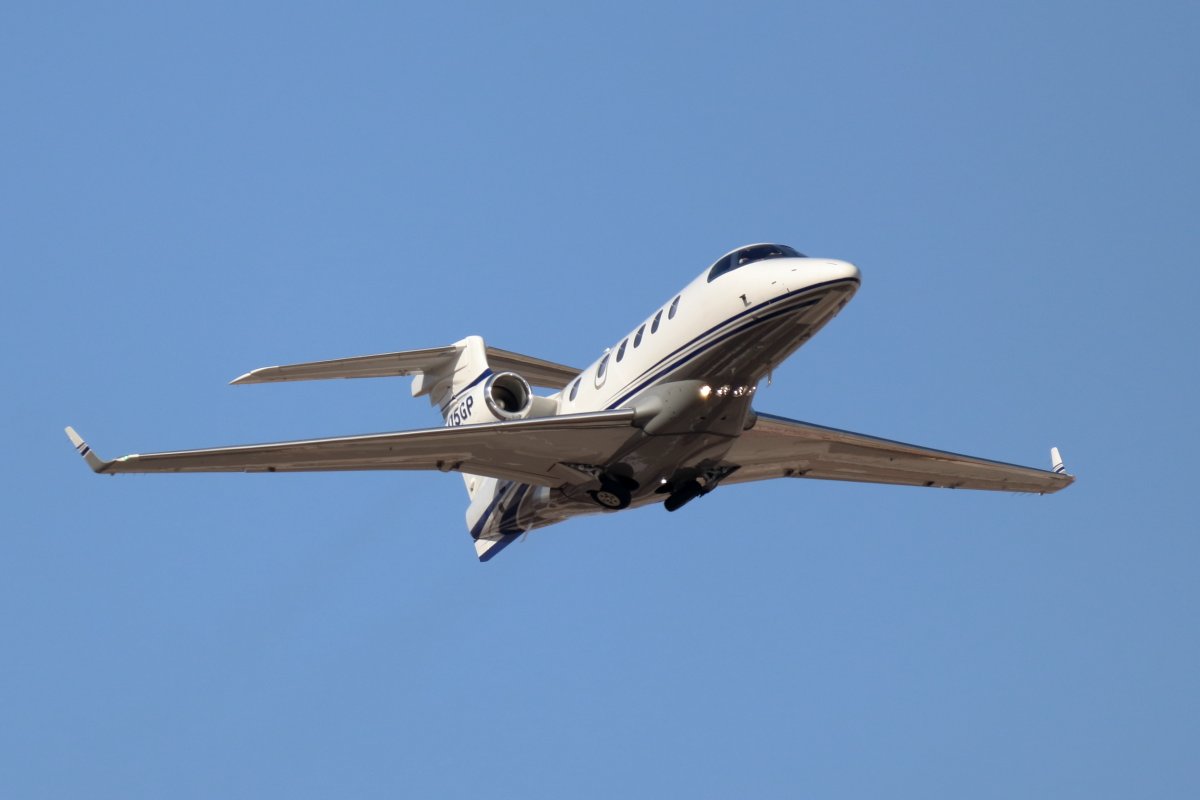 ayu3_BLUE's tweet photo. Nov. 8 2020
Private owner
Embraer 505 Phenom 300 N505GP
#PHX #PhoenixSkyHarbor #EMB505 #Phenom300 https://t.co/KTSMQb92Rb