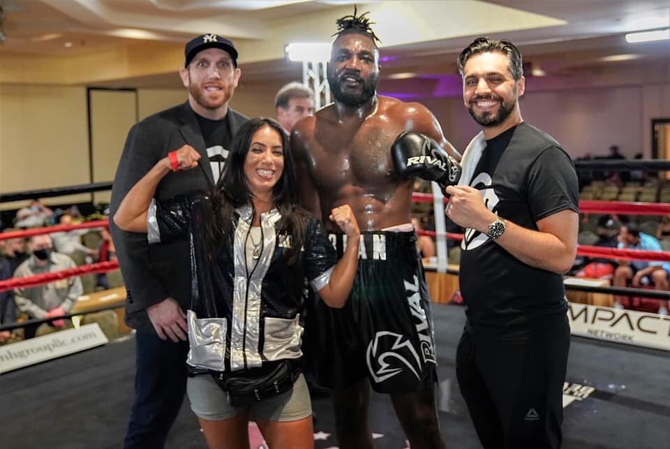 VSportsEnt's tweet photo. '19 Olympic Trials Silver Medalist @JMilton1921 improved to 2-0 (2 KO's) this weekend! @mikeleanardi @boxinglawyer @rickey_ryan 📷 by @LatinboxSports #Undefeated https://t.co/rSsCIMfwd5