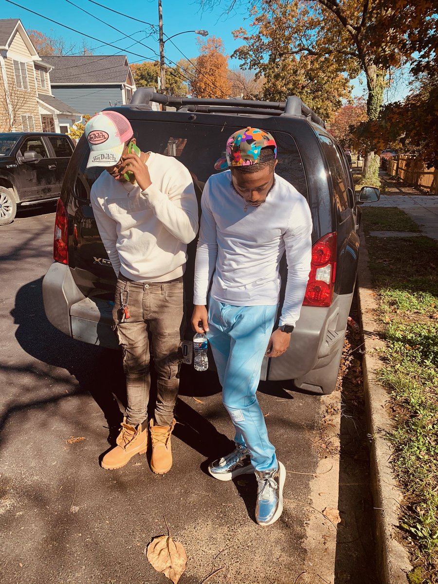 Tree4__'s tweet image. NAME A BETTER DUO ⚡️⛹🏾